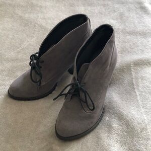 Gray Soda brand almond toe ankle booties 6.5